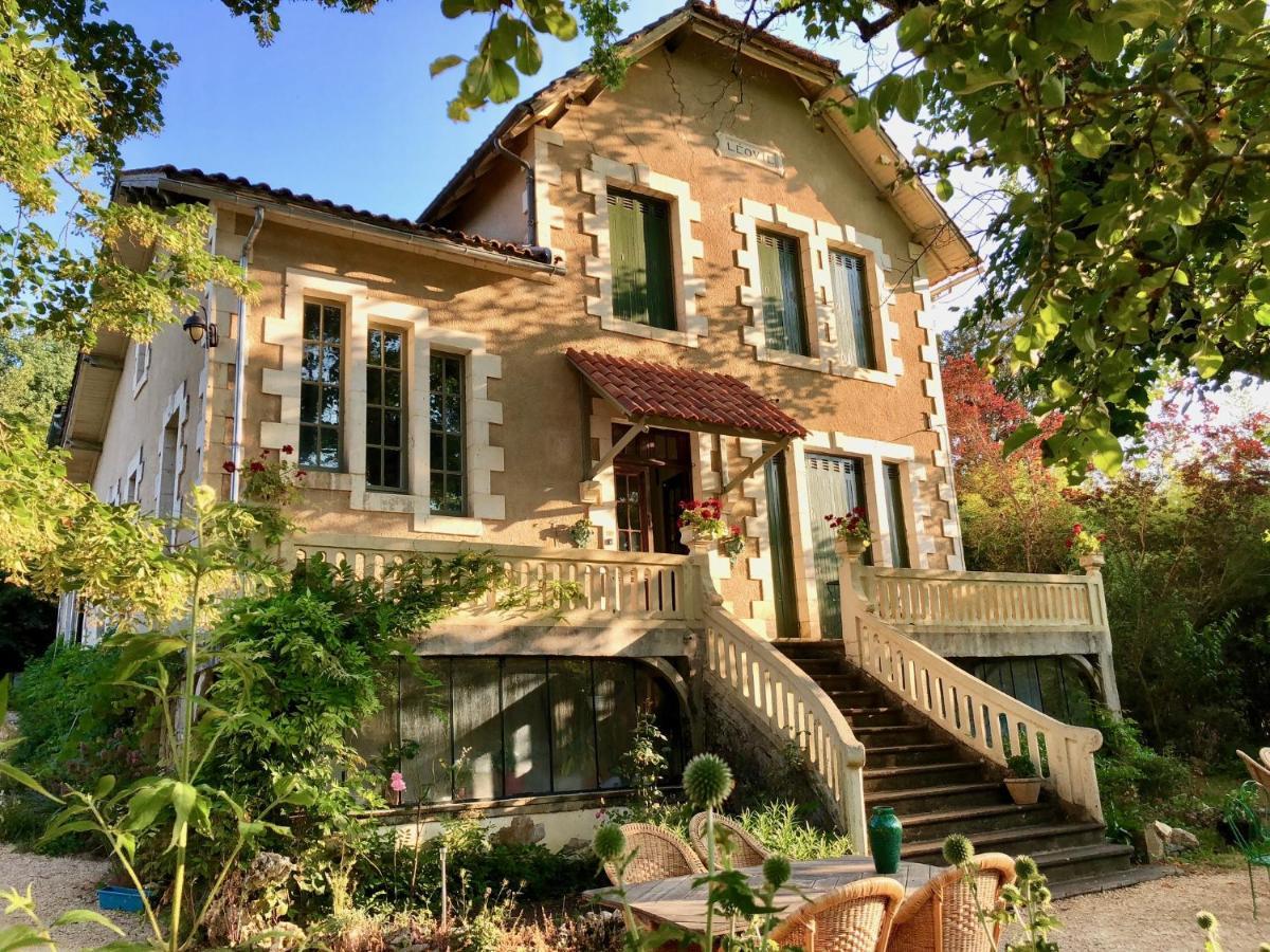 Villa Leovil Saint-Pompont Exterior foto