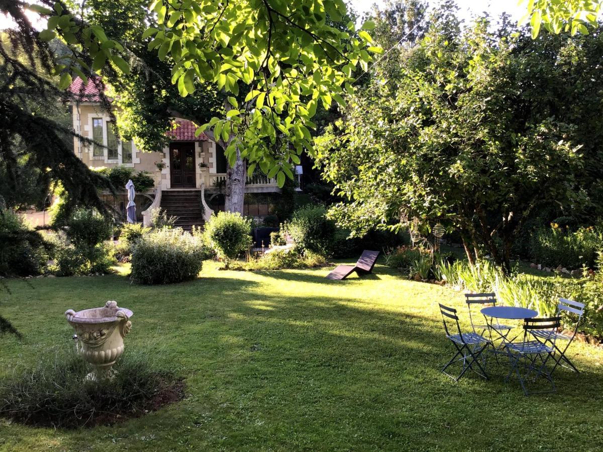 Villa Leovil Saint-Pompont Exterior foto